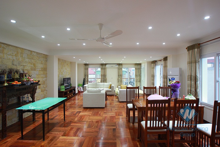High quality  and brand new apartment for lease in Tay Ho area, Ha noi